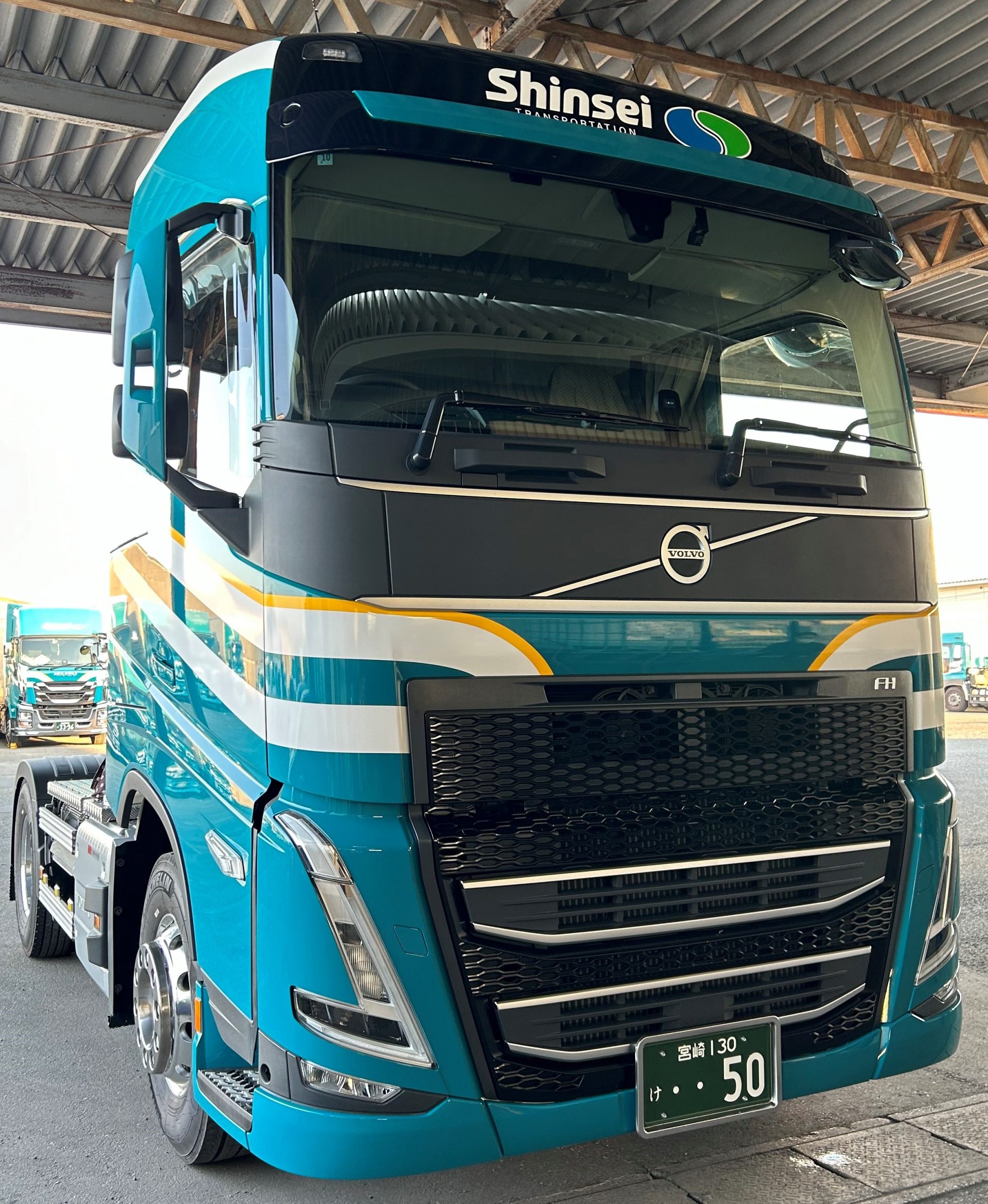 VOLVOの新車がきました🚛 – 新生運輸 | 都城市の運送会社